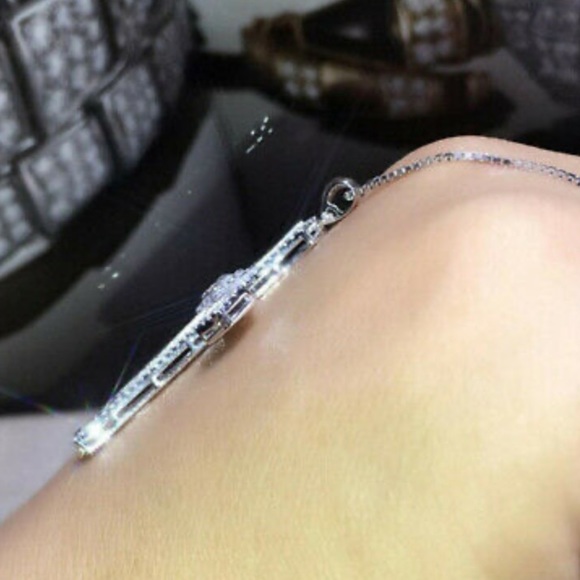 New Sterling silver Cross Necklace - Picture 5 of 5